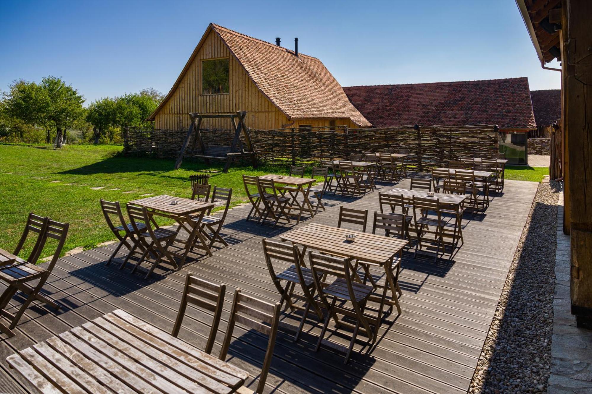 Mesendorf Gasthaus ภายนอก รูปภาพ